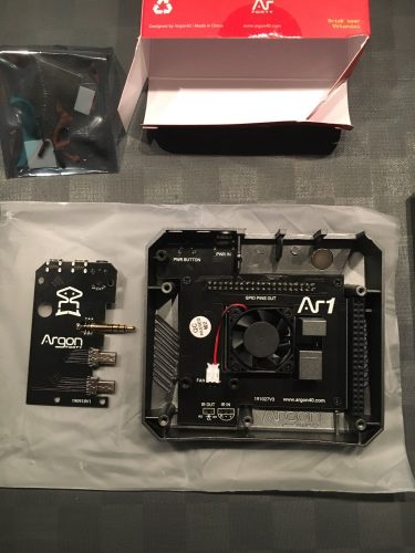 Click to view full screen Caja Raspberry pi 4 modelo B aluminio metalico con interruptor de encendido + ventilador + disipador de calor photo review
